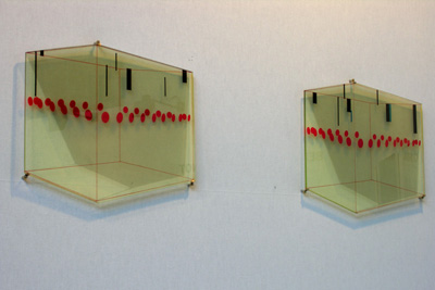 Coupes-vent Sérigraphies rehaussées sur verre. Format : 28 x 36 cm.